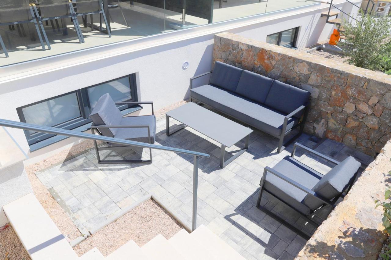 Brand New Apartment With Private Pool Njivice Eksteriør bilde
